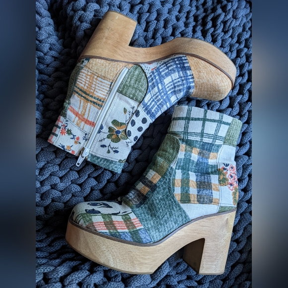 Charlotte Stone Shoes - Charlotte Stone platform heeled boots